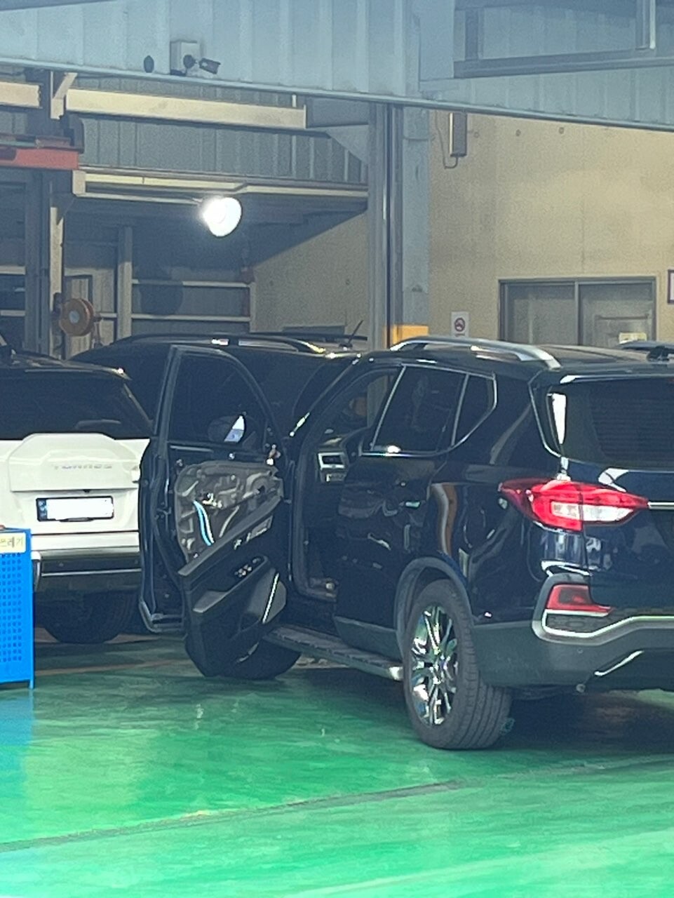 KG 모빌리티 렉스턴 헤리티지 4WD 7인승 이미지3