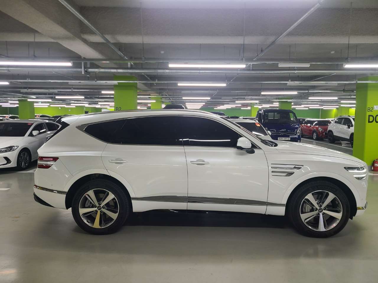 제네시스 GV80 가솔린 2.5 터보 AWD 6인승 썸네일 이미지