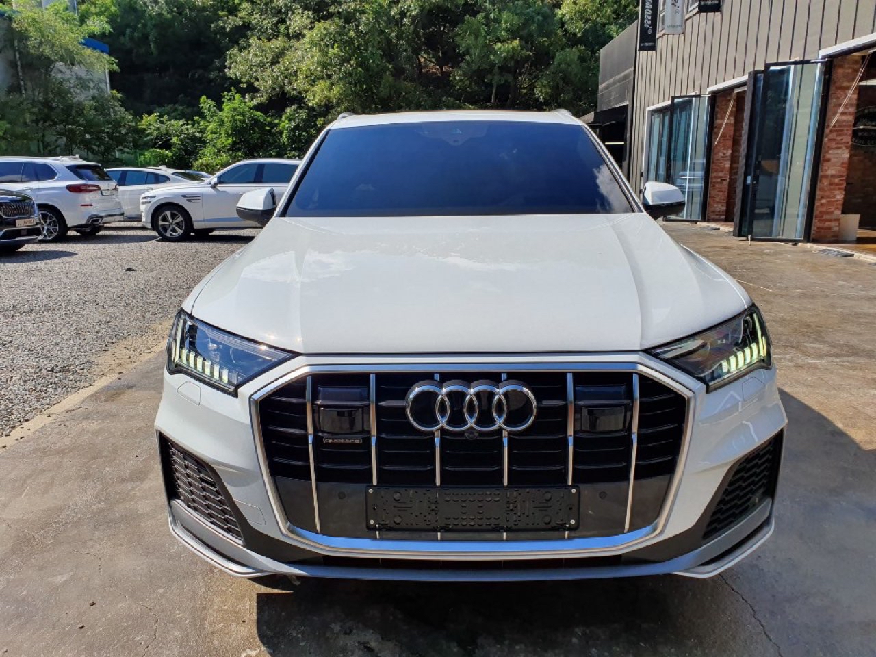 아우디 Q7 50 TDI 콰트로 프리미엄 썸네일 이미지