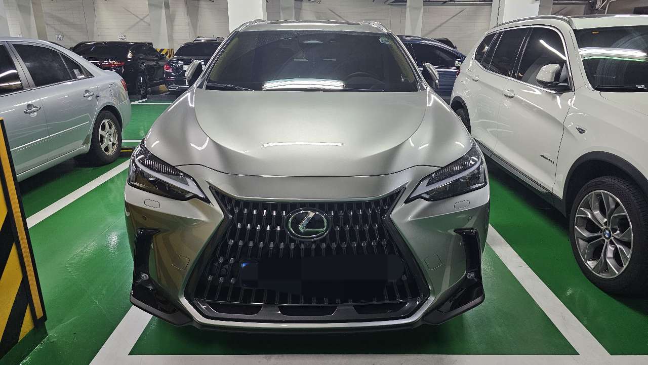 렉서스 NX 450h+ 프리미엄 썸네일 이미지