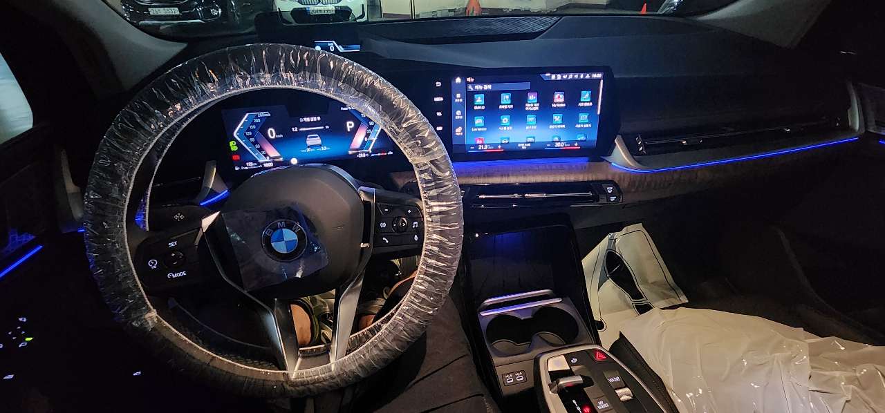 BMW 2시리즈 액티브 투어러 220i 액티브 투어러 럭셔리 썸네일 이미지