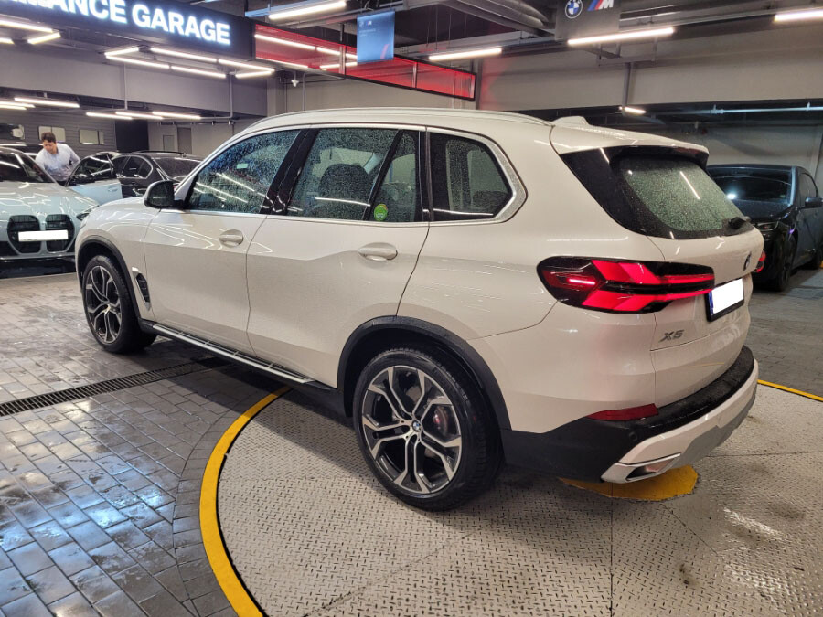 BMW X5 페리 전시차, 출고차 들어왔군요 ^^ 썸네일