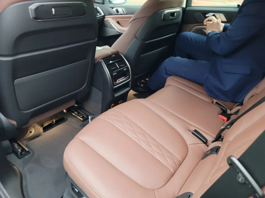 BMW X5 페리 전시차, 출고차 들어왔군요 ^^ 썸네일