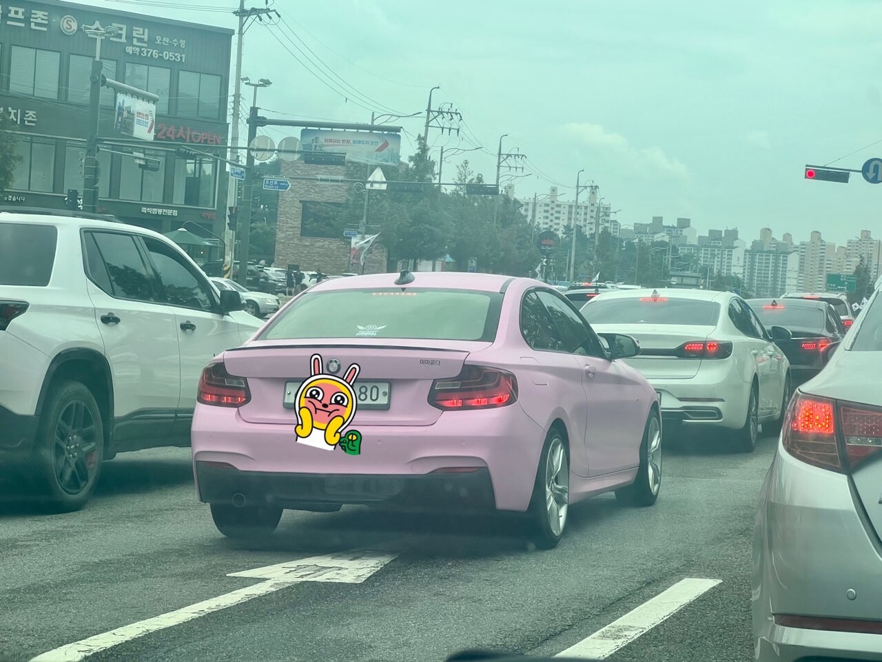주말에 본 신기한 BMW  게시글 썸네일