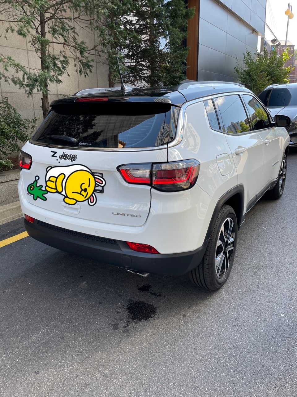 지프 컴패스 2.4 리미티드 AWD 썸네일 이미지