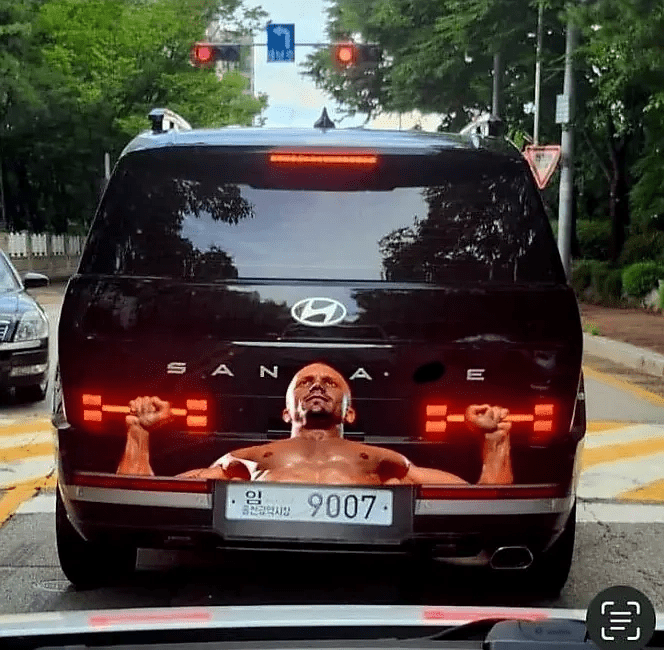 싼타페 헬창 에디션 공개 ㄷㄷ 게시글 썸네일