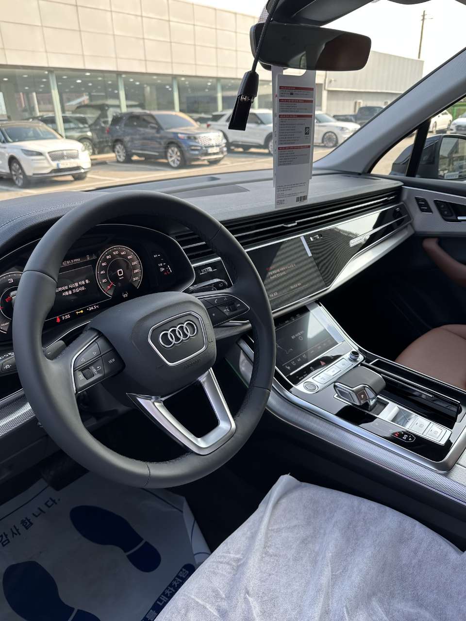 아우디 Q7 45 TDI 콰트로 [2C5] 썸네일 이미지