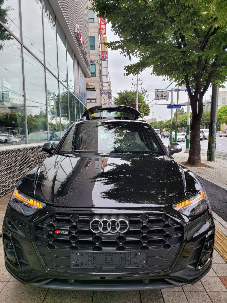 아우디 SQ5 TFSI [2C5+PAO] 게시글 썸네일