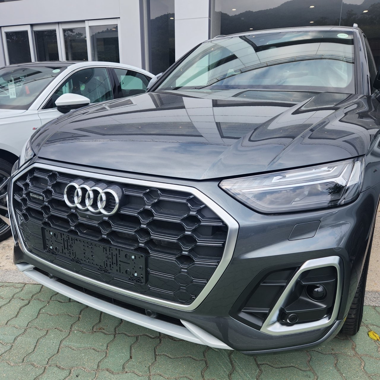 아우디 Q5 45 TFSI 콰트로 프리미엄 썸네일 이미지