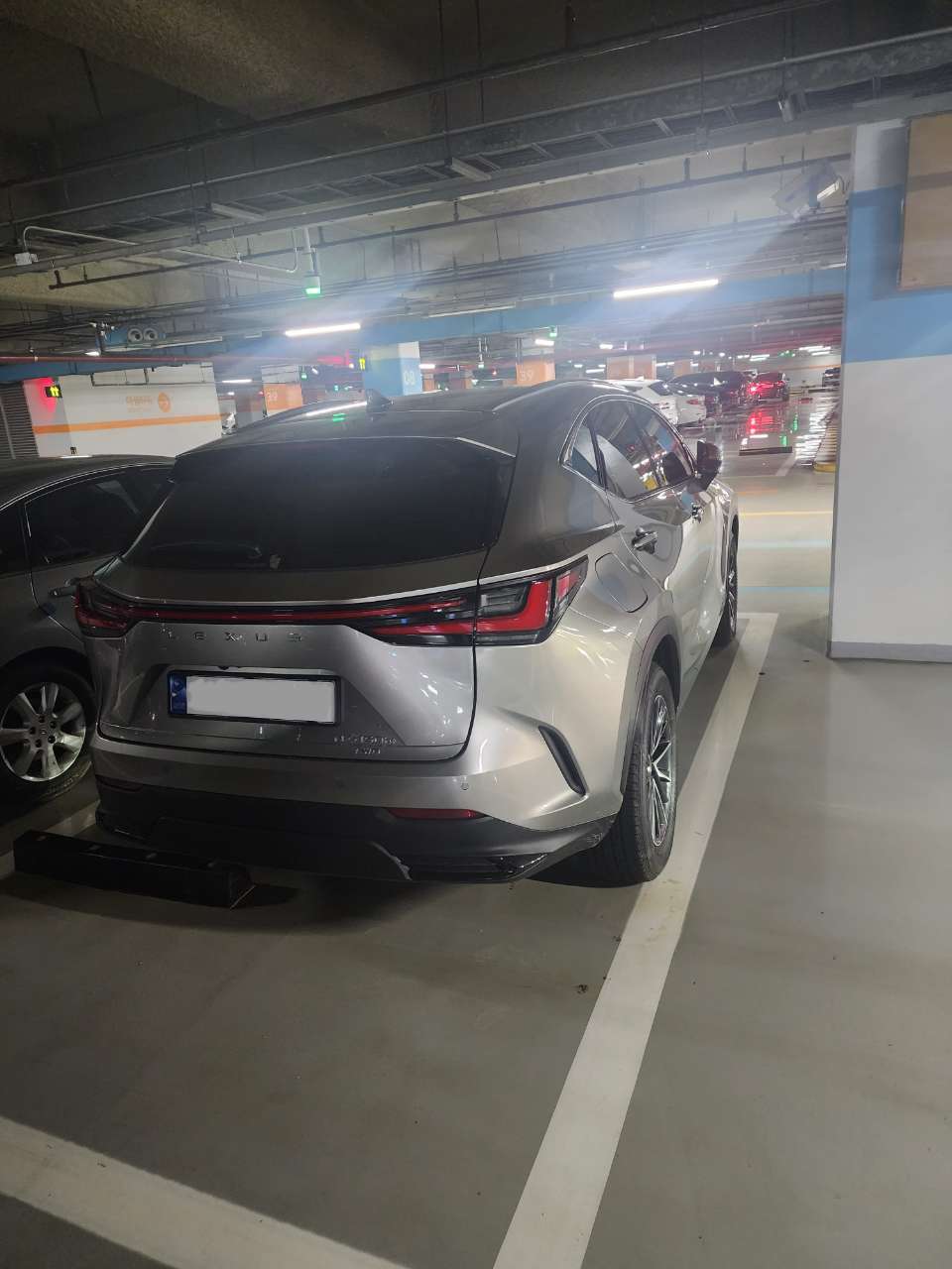 렉서스 NX 450h+ 프리미엄 썸네일 이미지