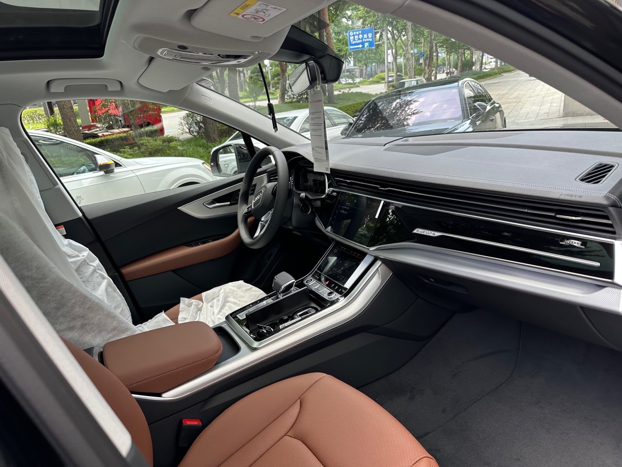 아우디 Q7 45 TDI 콰트로 프리미엄 썸네일 이미지