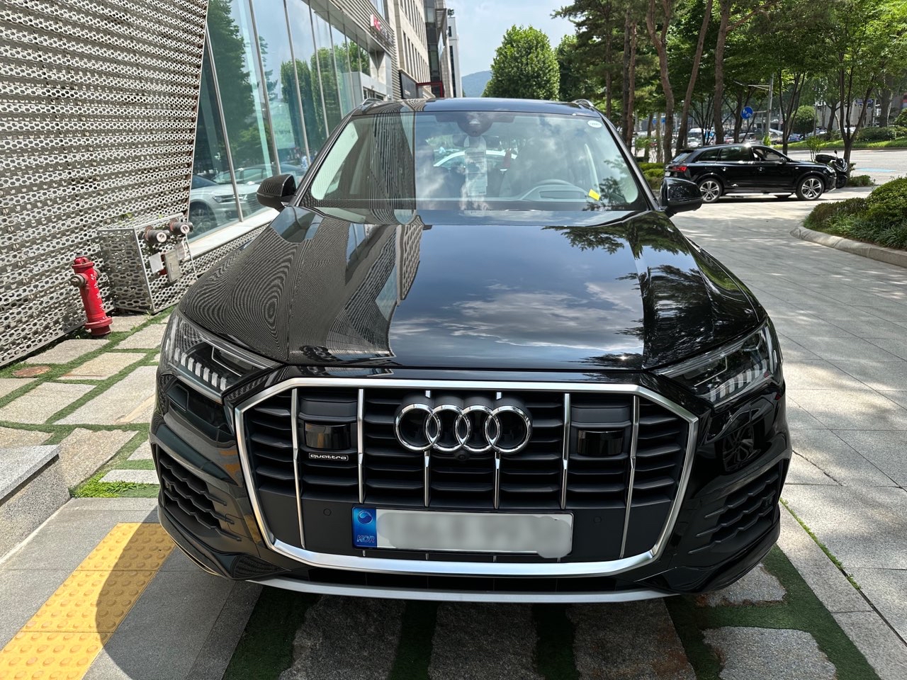 아우디 Q7 45 TDI 콰트로 프리미엄 썸네일 이미지