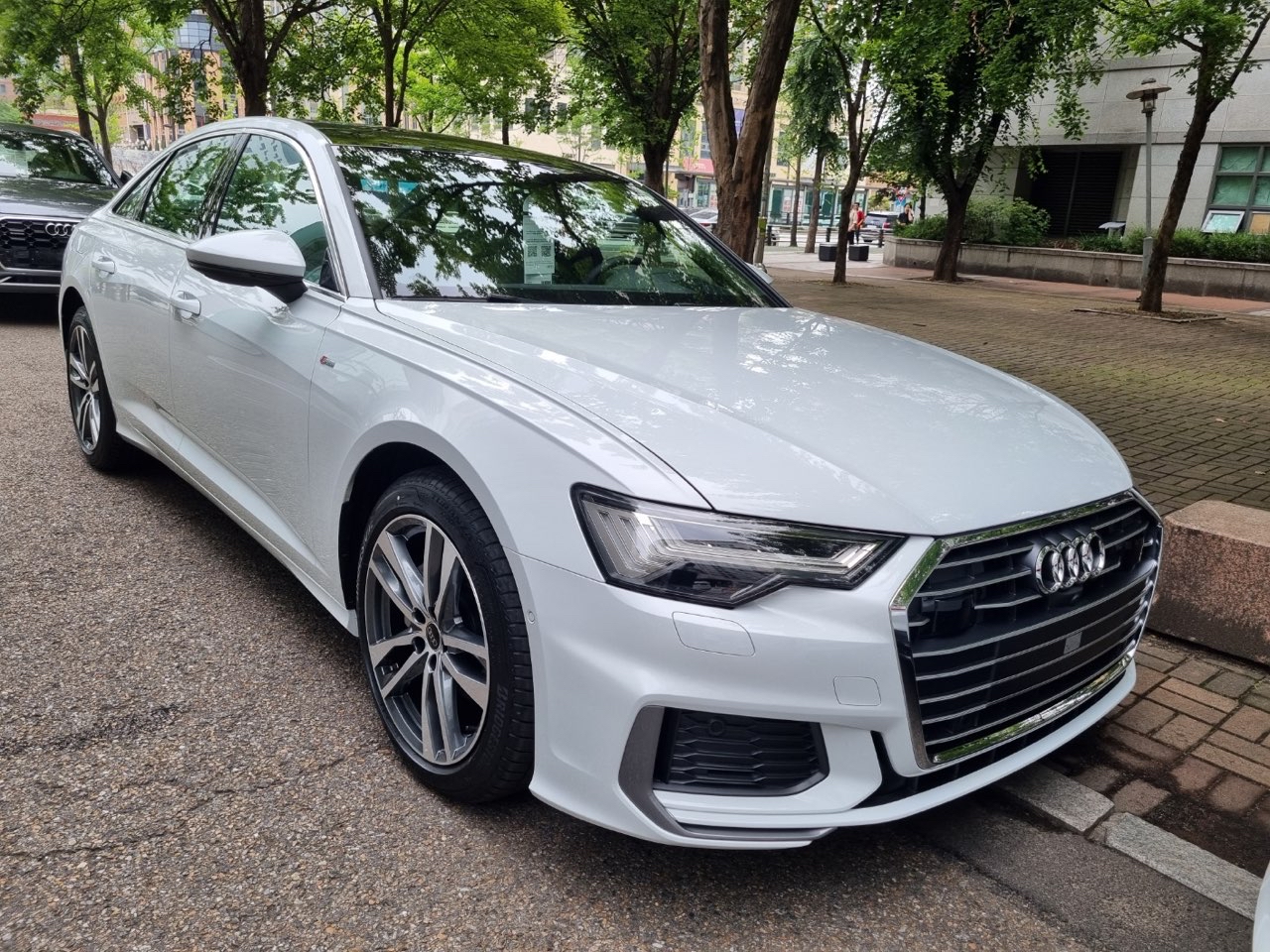 아우디 A6 40 TDI 프리미엄 썸네일 이미지