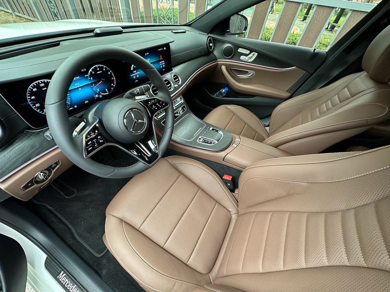 벤츠 E-클래스 E 250 AMG 라인 게시글 썸네일