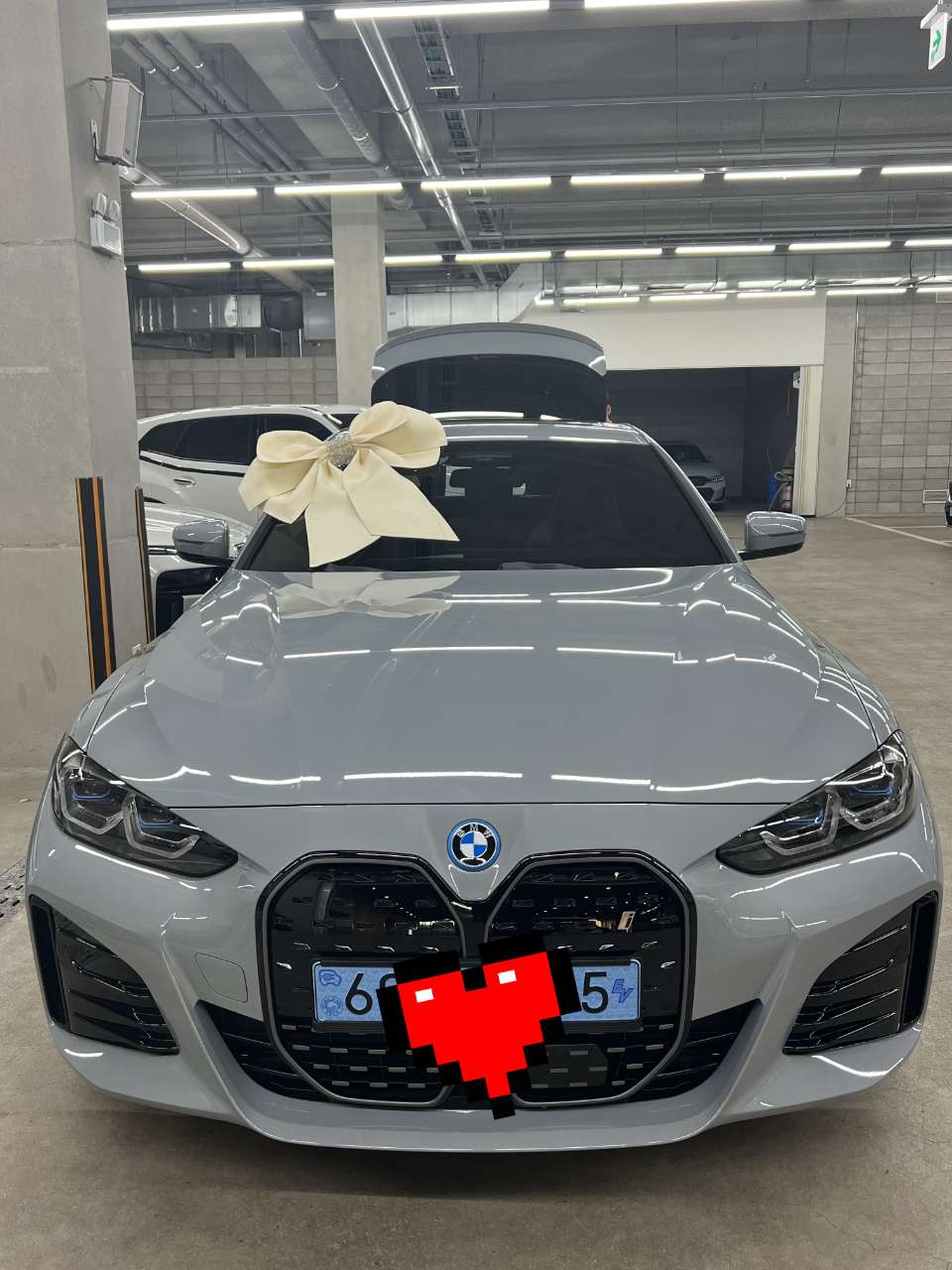 BMW i4 edrive 40그란쿠페 M 스포츠 Pro 게시글 썸네일