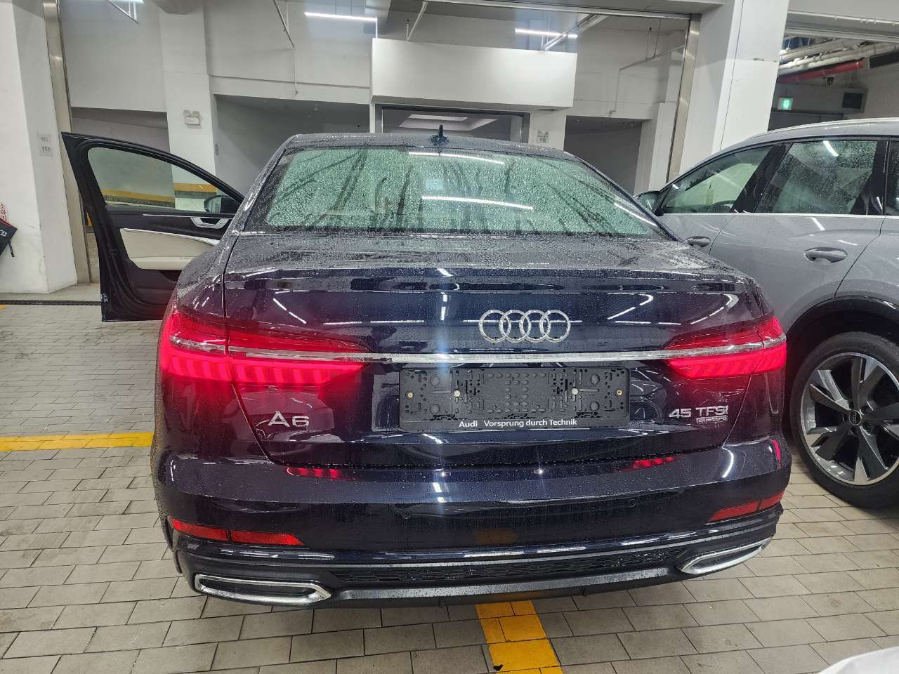 A6 45 TFSI 꽈뜨로 썸네일 이미지