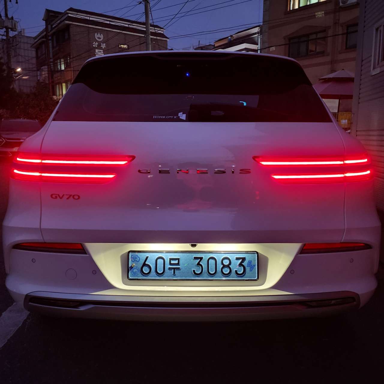 ELECTRIFIED GV70 썸네일 이미지
