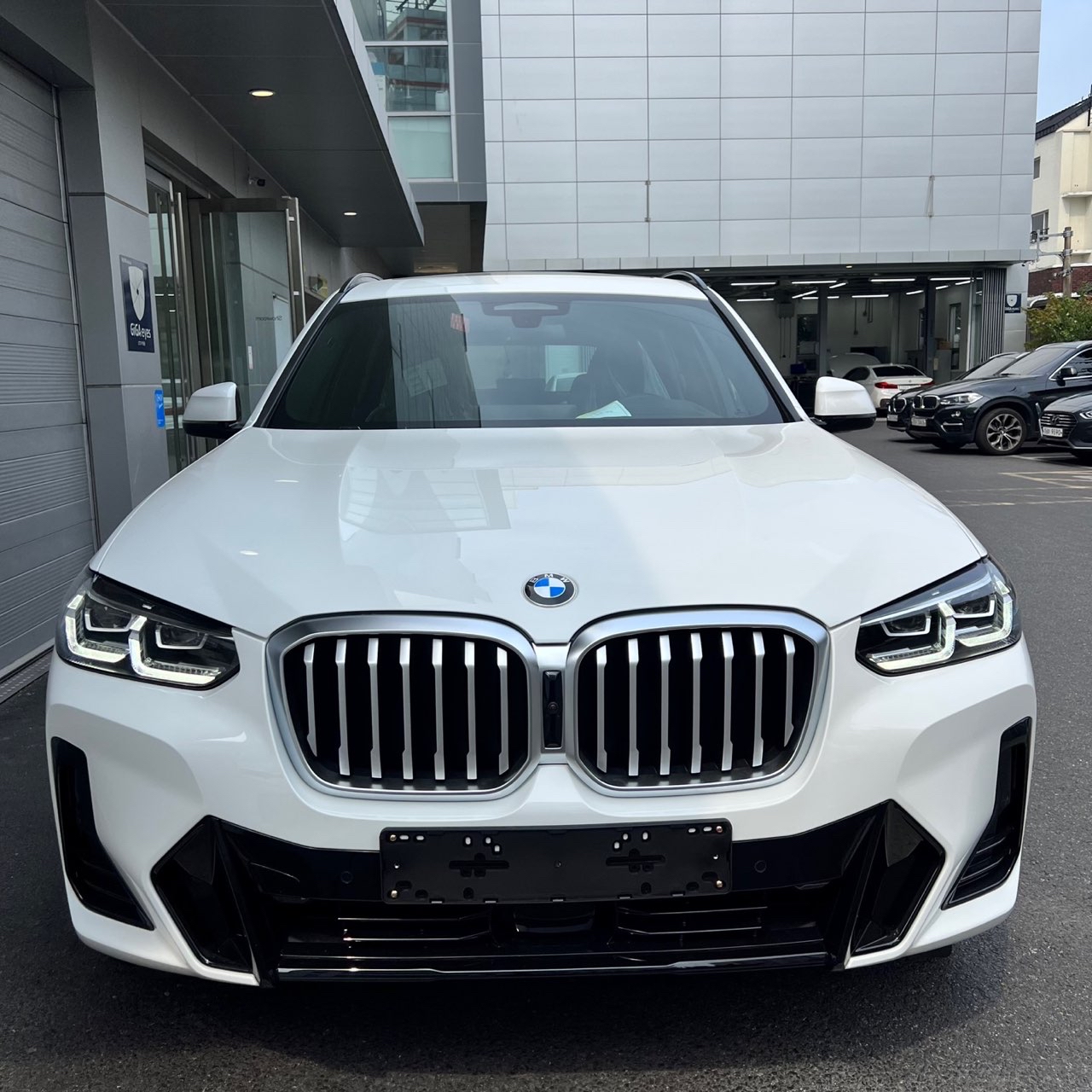 BMW X3 20i m팩 6개월 후기 게시글 썸네일