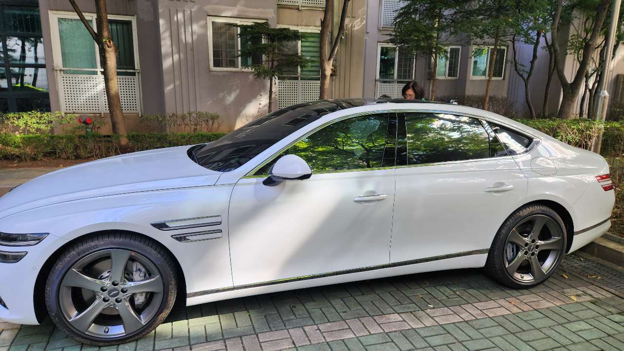 G80 풀옵션 2023 1달탔는데 게시글 썸네일