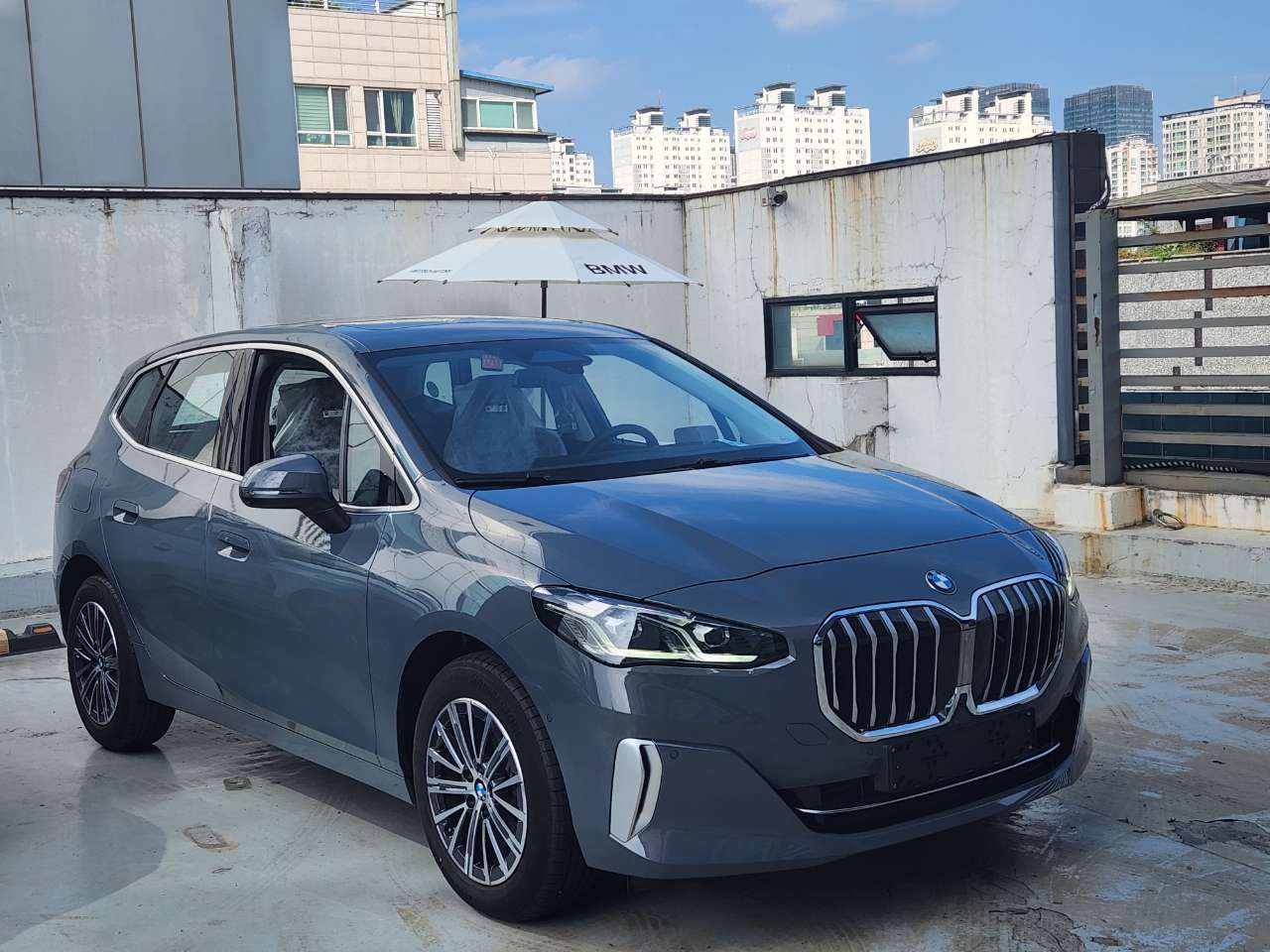 BMW 2시리즈 액티브 투어러 220i 럭셔리 P2 썸네일 이미지