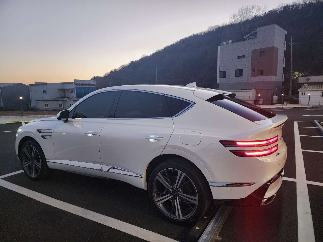 GV80쿠페 출고인증합니다. 썸네일 이미지