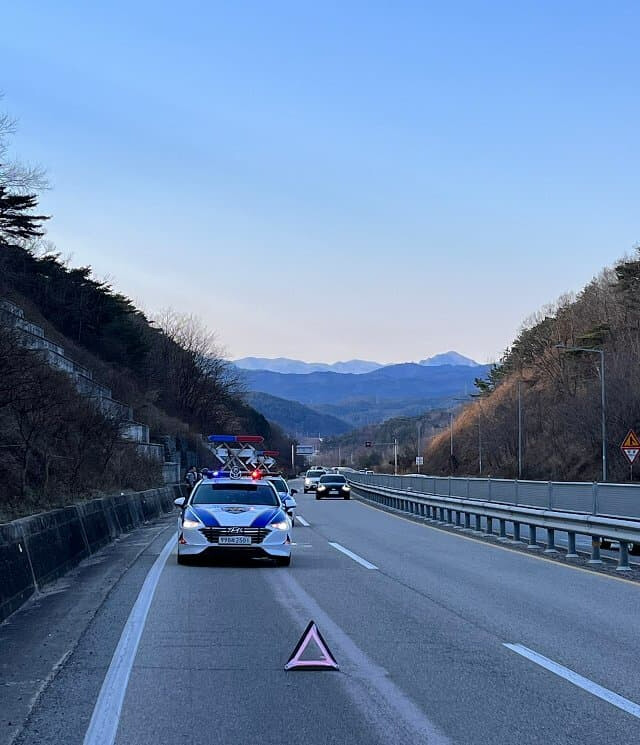 현기 1.6 하이브리드는 아직 사면 안될듯요;;;  썸네일