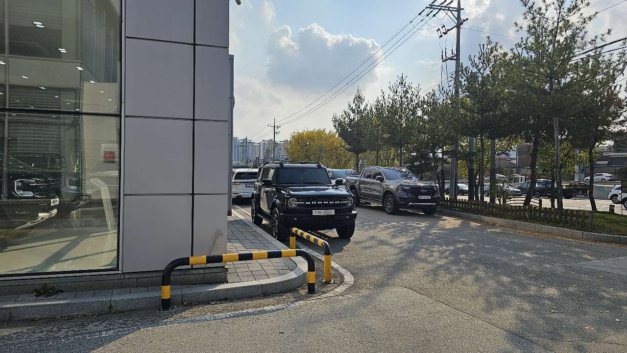 패밀리카로 브롱코 출고했습니다 썸네일 이미지