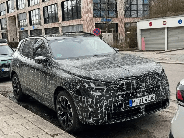 BMW X3 풀체인지 인테리어 유출됐네요 ㅎ 게시글 썸네일