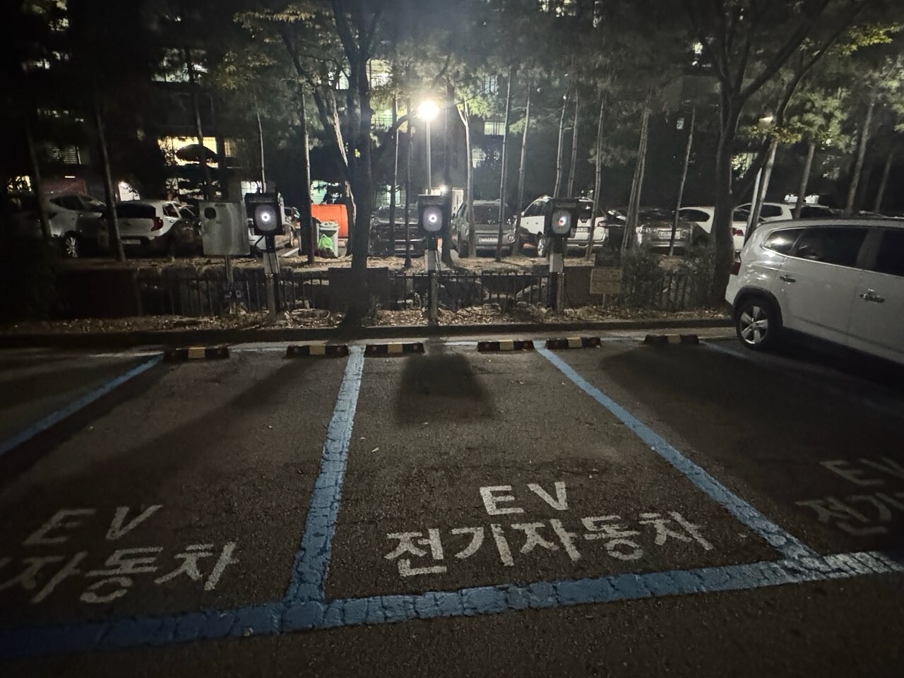 여러분이 보실땐 어떤가요 게시글 썸네일
