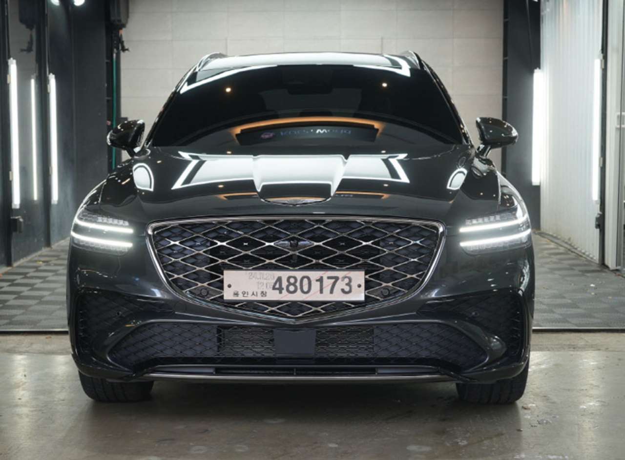 25년형 GV70 가솔린 2.5  터보 스포츠패키지 AWD 마칼루그레이 썸네일 이미지