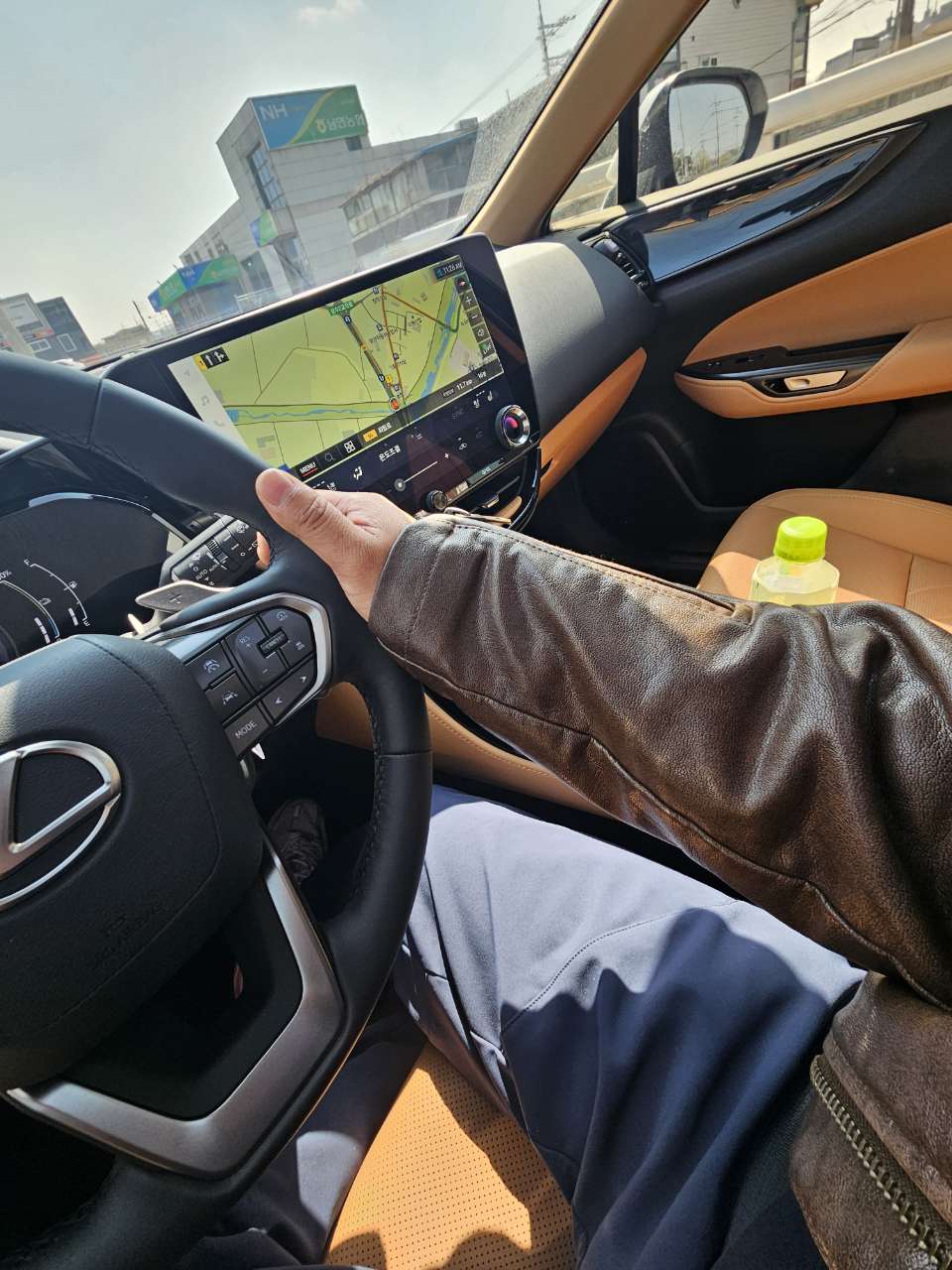 렉서스 NX 450h+ 프리미엄 썸네일 이미지