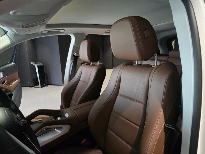 벤츠에서 절대 사면 안되는 suv 하나 알려줌  썸네일