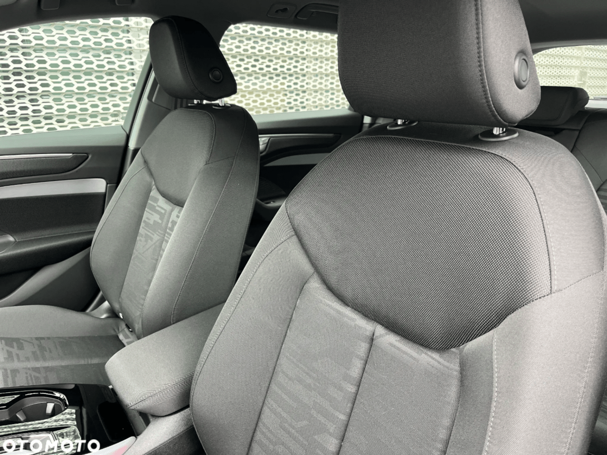 아우디 A6 아반트 40TDI S라인 깡통 전시차 사진  썸네일