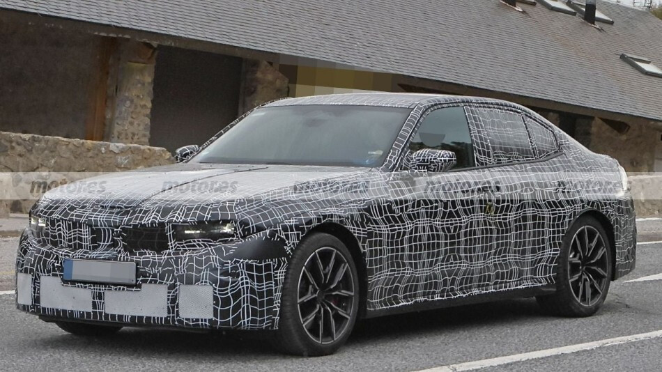 [스파이샷] 2027 BMW 3시리즈 풀체인지 M350  썸네일