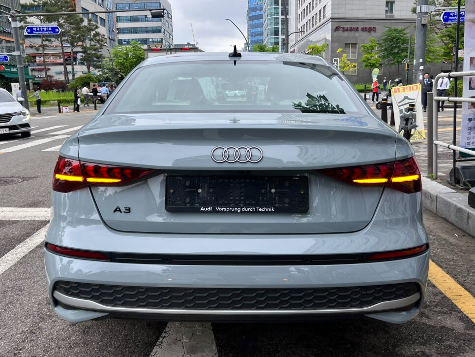아우디 A3 대란??? 아반떼랑 큰 차이가 없네요  썸네일