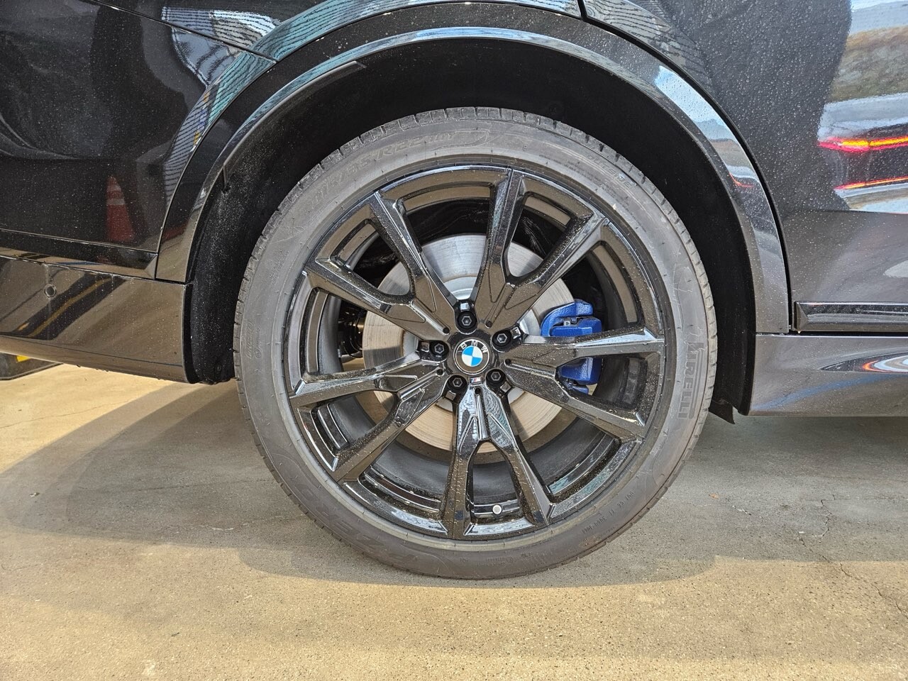 Bmw x7m60i 이미지2