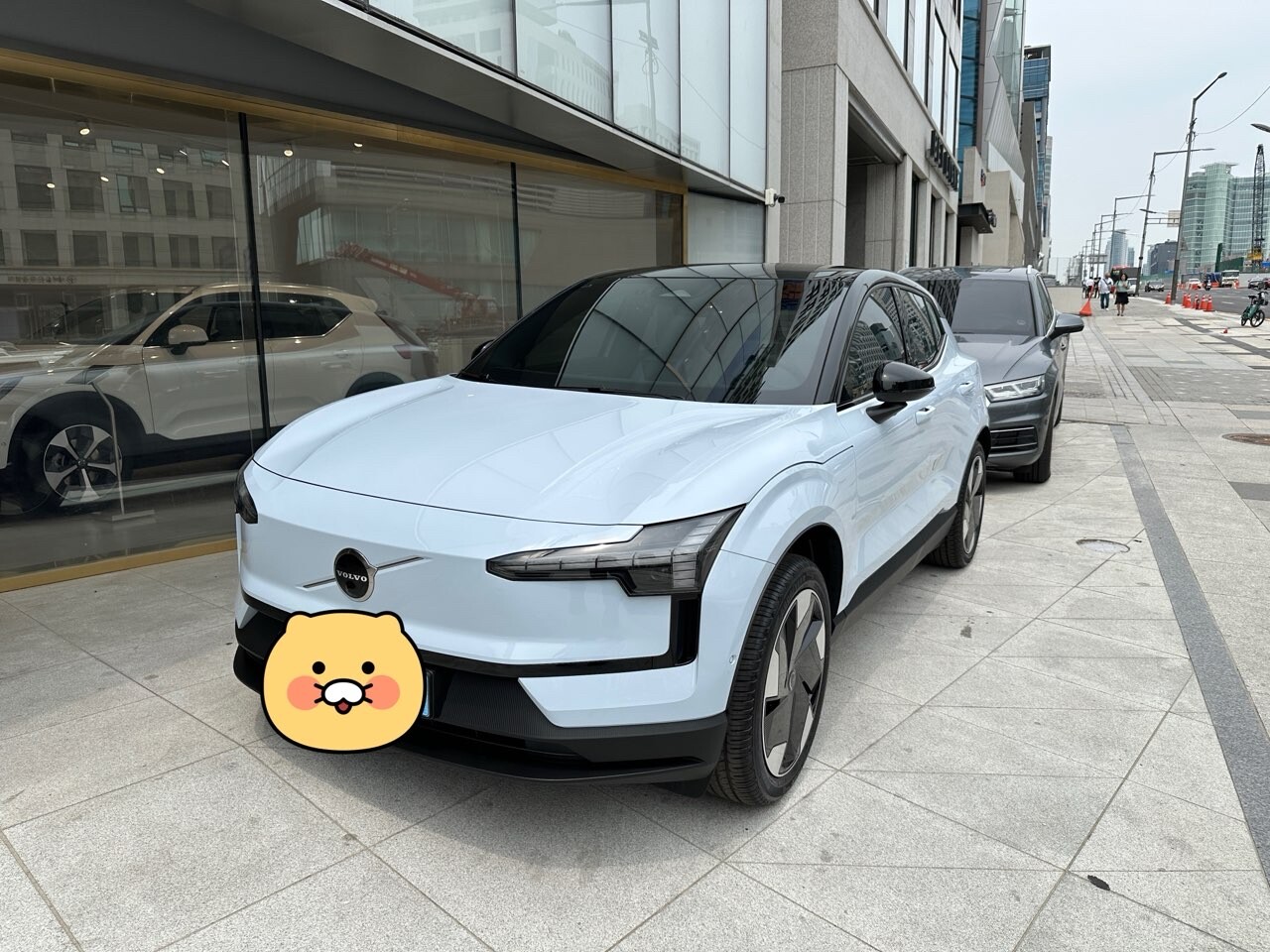 볼보 EX30 울트라 썸네일