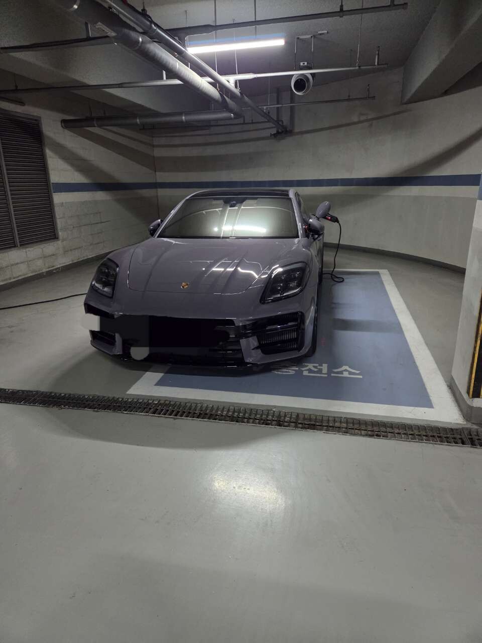 파나메라4 E-HYBRID G3 이미지4
