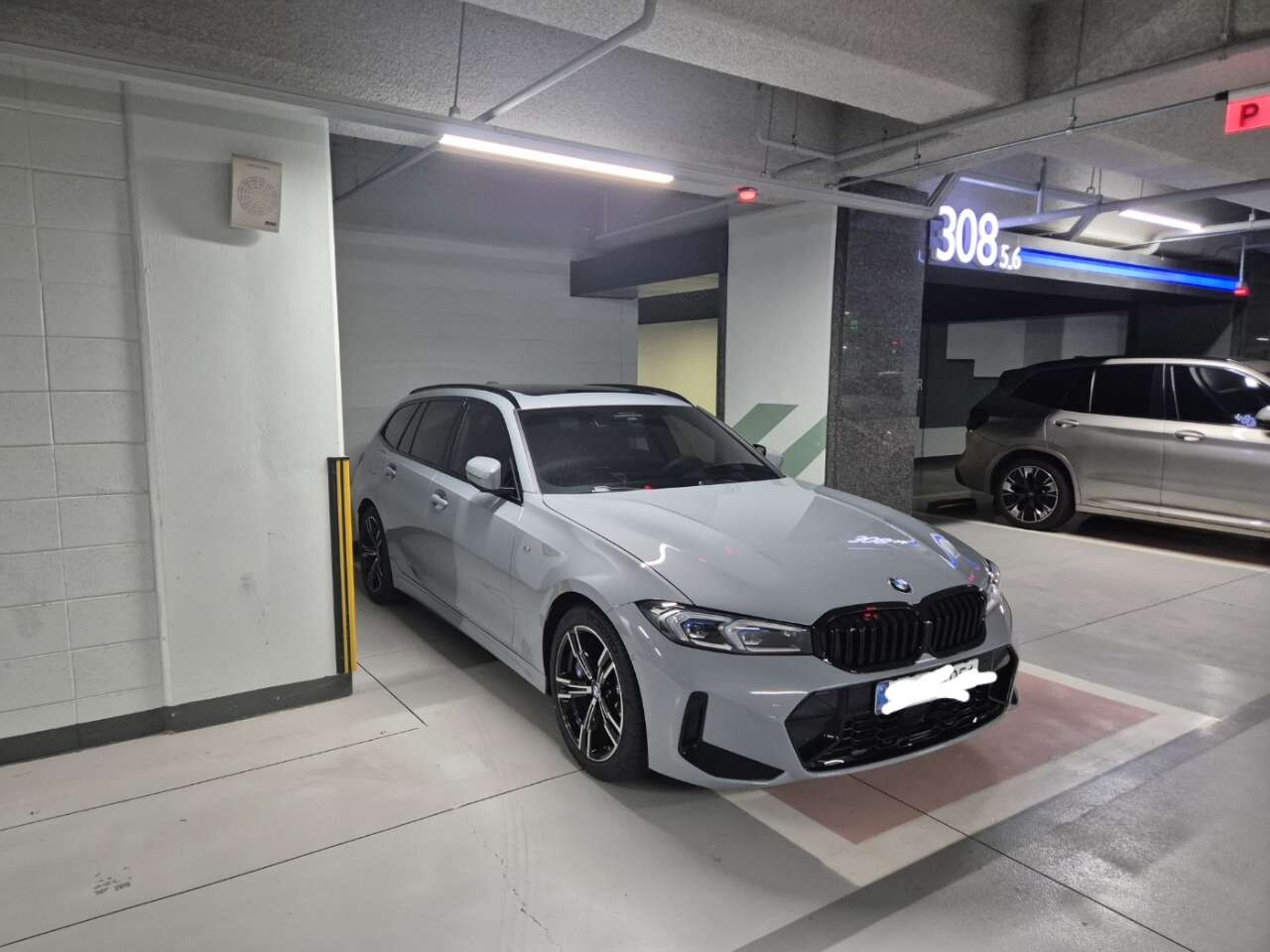 Bmw 320i touring 이미지1
