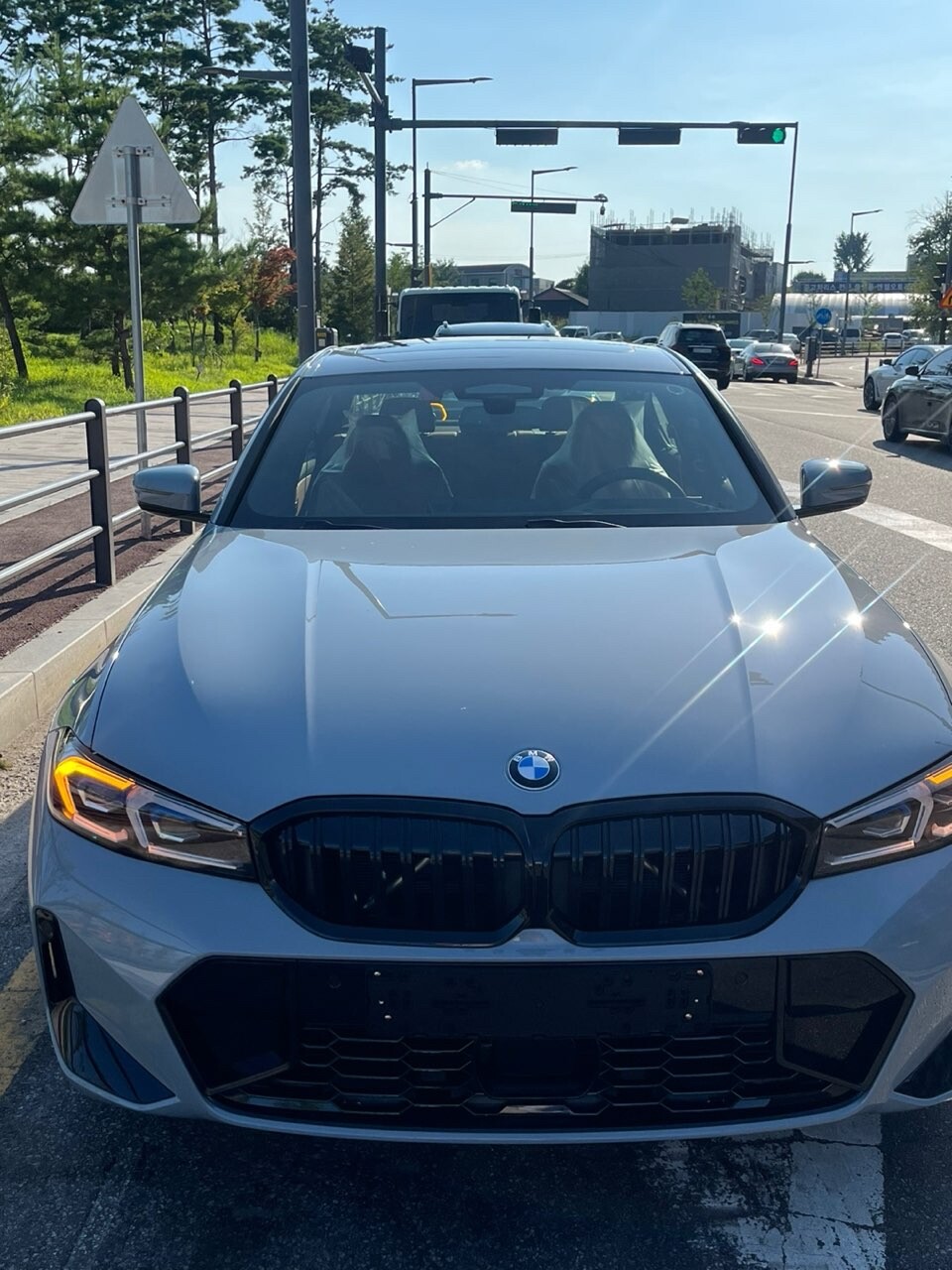 BMW 3시리즈 320i M 스포츠 P2 출고 후 1년 27,000 주행후기 이미지7