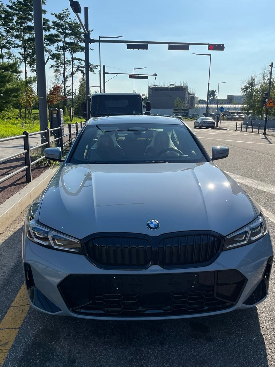 BMW 3시리즈 320i M 스포츠 P2 출고 후 1년 27,000 주행후기 이미지10