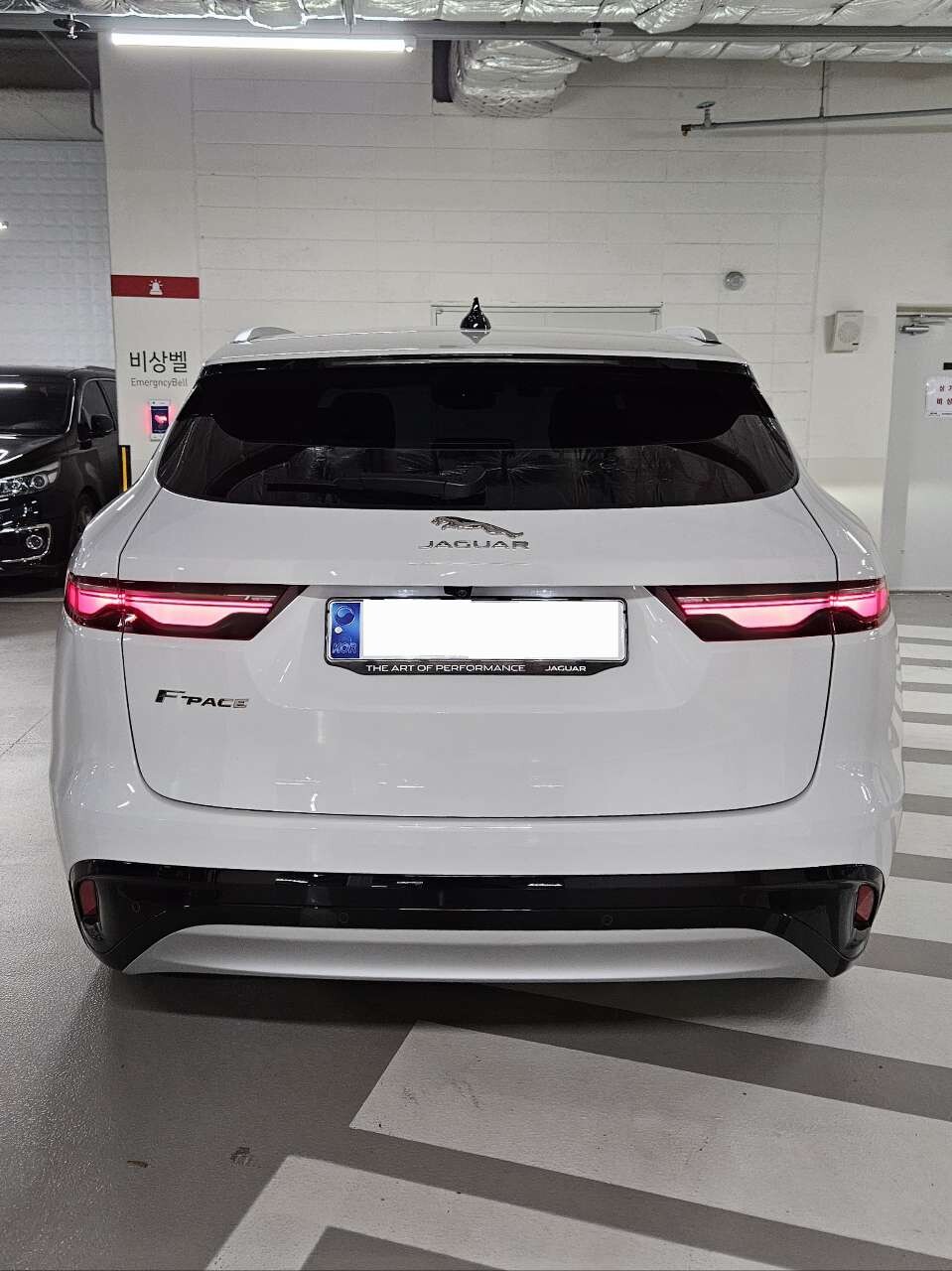 2023 재규어 F-PACE P250 SE 이미지2