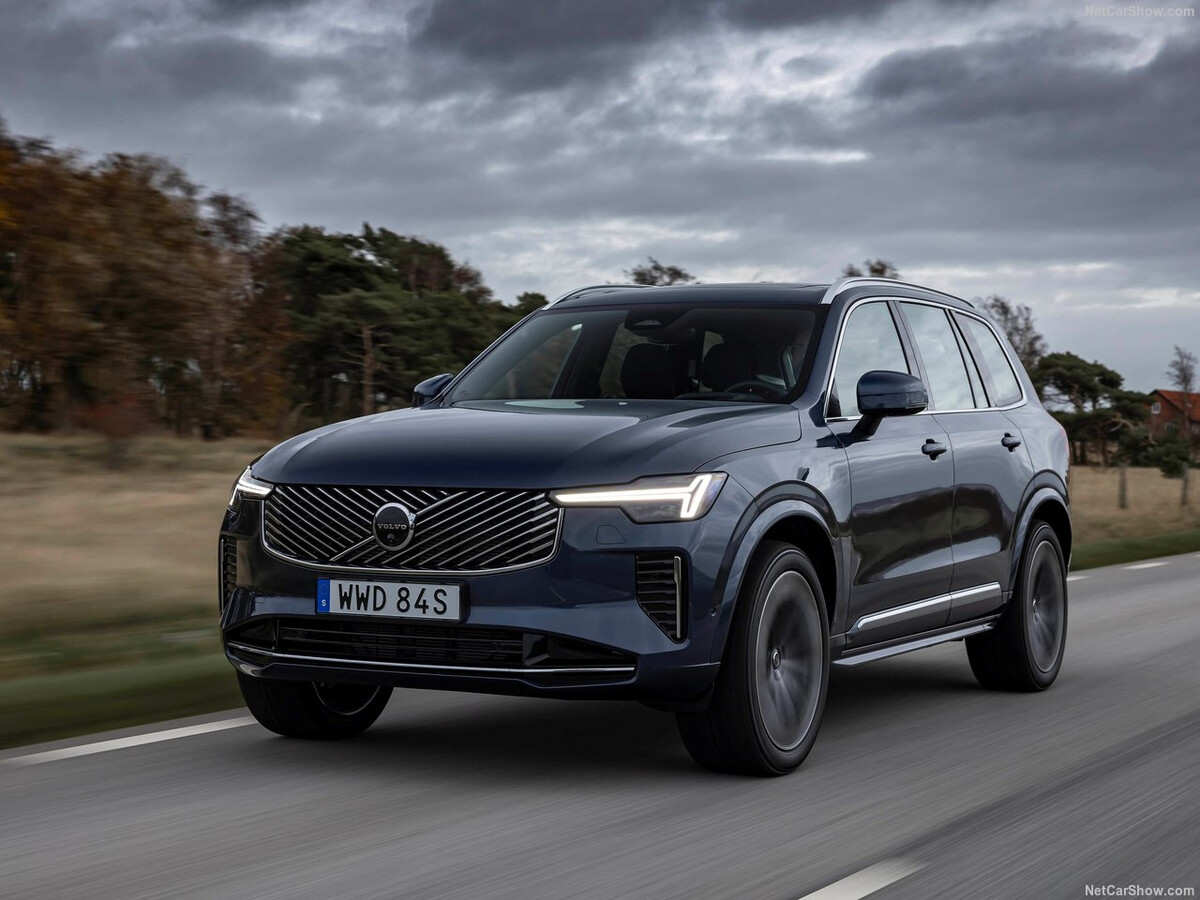 볼보 XC90 페이스리프트 가격, 옵션 정보 공개  썸네일