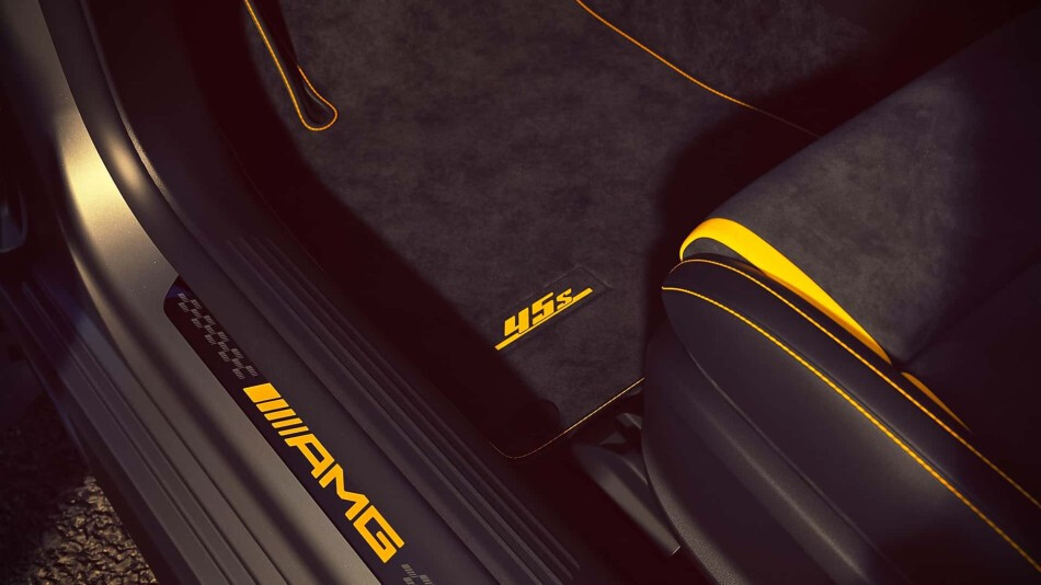 벤츠 AMG CLA 45 S 파이널 에디션  썸네일