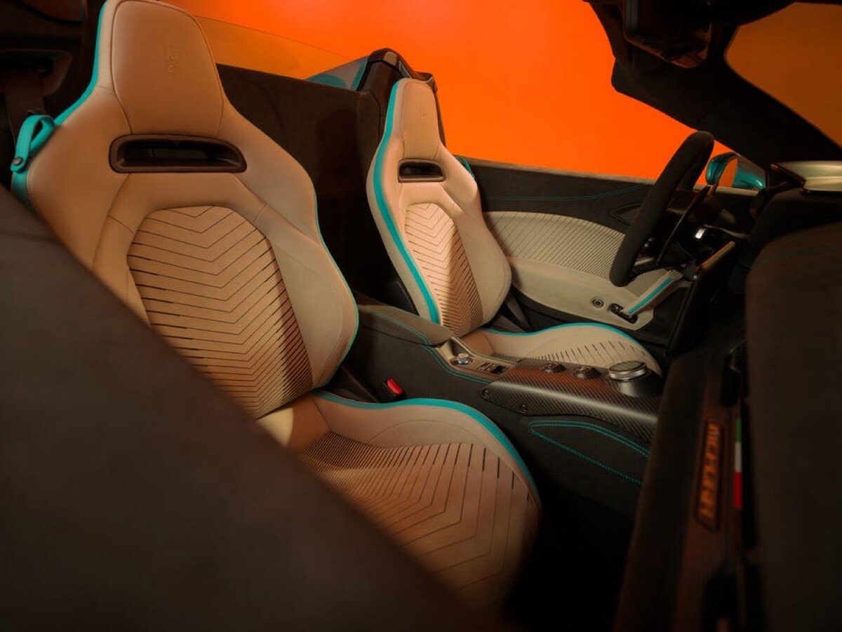Maserati : Mcpura 공개 썸네일