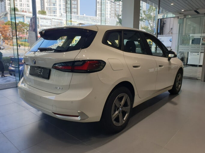 선배님들 BMW 액티브투어러 4천이면 구매하시나요.  게시글 썸네일
