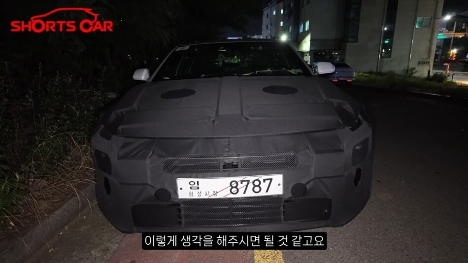 아반떼 풀체인지 떴습니다 ㄷㄷ  게시글 썸네일