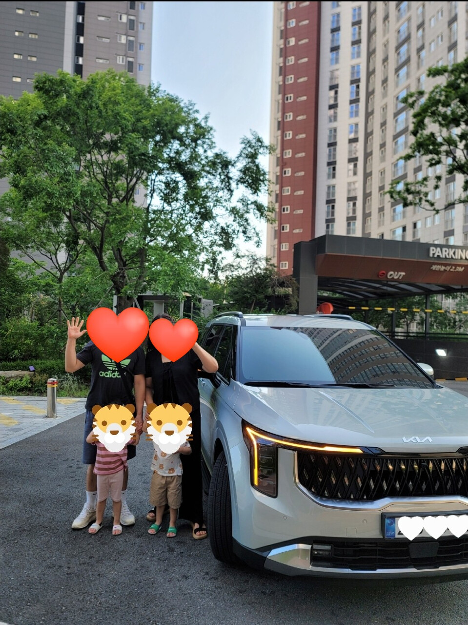 8개월만에 출고된 카니발 하이브리드 아이보리실버 입니다🫶 이미지3