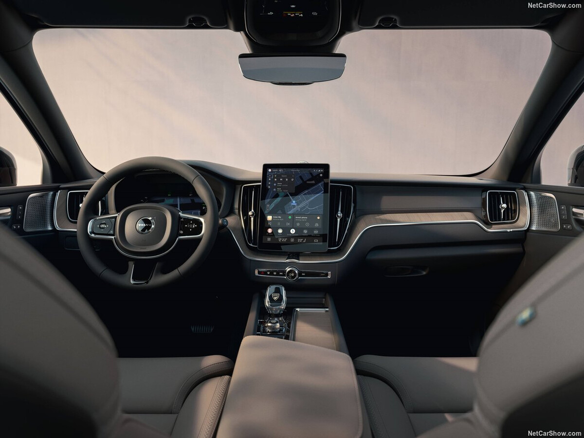 볼보 XC60 페리 가격 떴는데 미쳣습니다 에어서스 기본적용 ㄷㄷㄷㄷ  썸네일