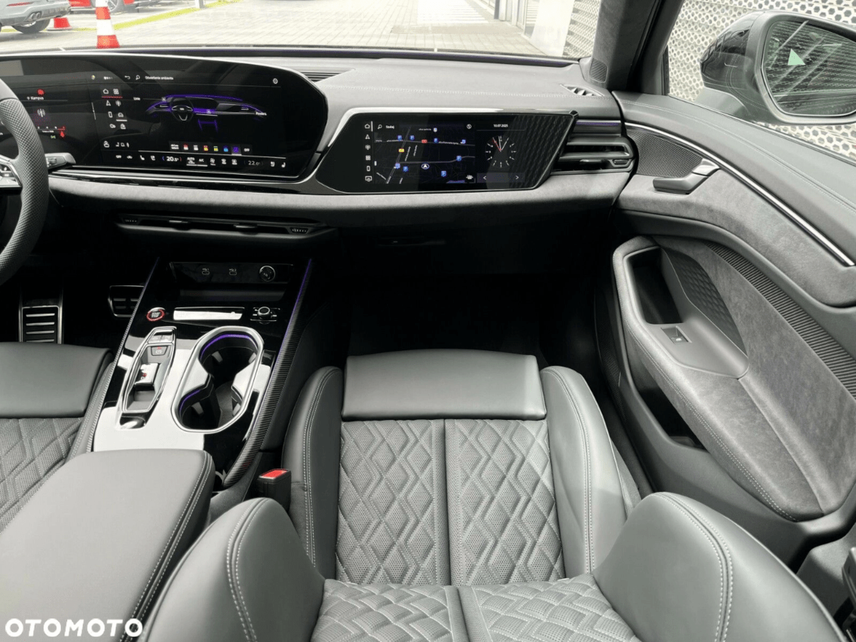 아우디 A6 55TFSI 블랙에디션 풀옵션 전시차 사진  썸네일